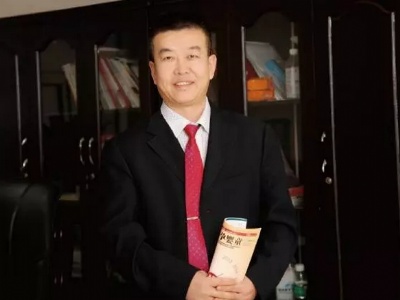 王伟国