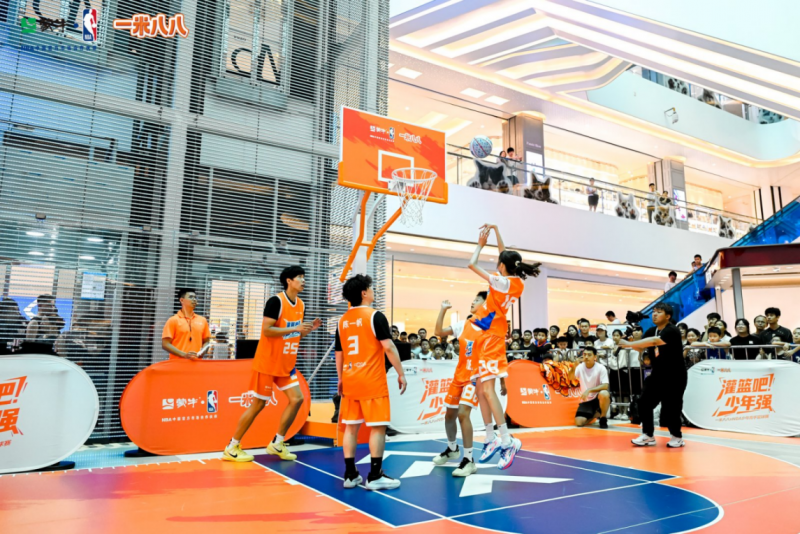 蒙牛一米八八×NBA少年高手篮球赛西安站圆满收官！“营养与运动” 的强强联合，为少年篮球梦注入澎湃活力