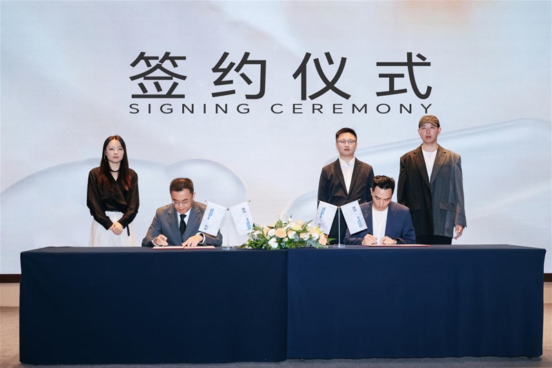 皇宠携手蓝星有机硅达成战略合作 重塑母婴喂养材质安全新标杆